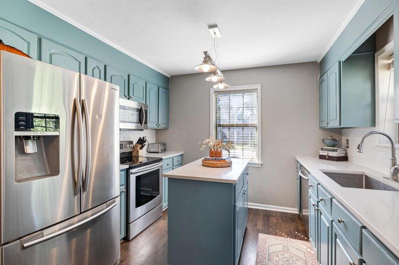 962 Sea Gull Dr, Mount Pleasant, SC 29464
