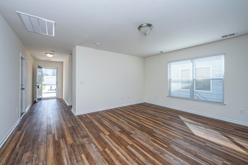 110 Brittondale Rd, Summerville, SC 29485