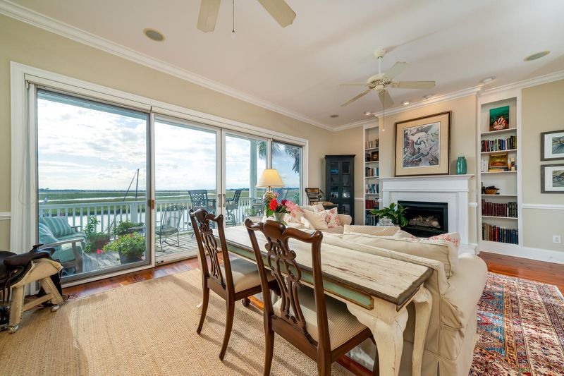 1638 Marsh Harbor Ln, Mount Pleasant, SC 29464