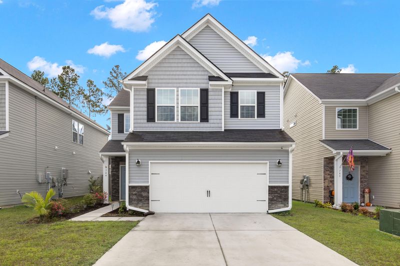 744 Redbud Ln, Summerville, SC 29486