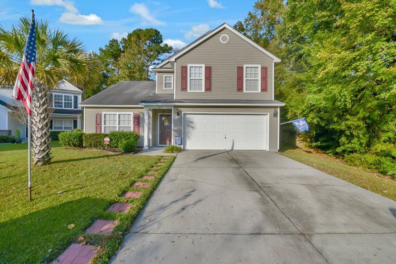 5017 Springdale Dr, Summerville, SC 29485