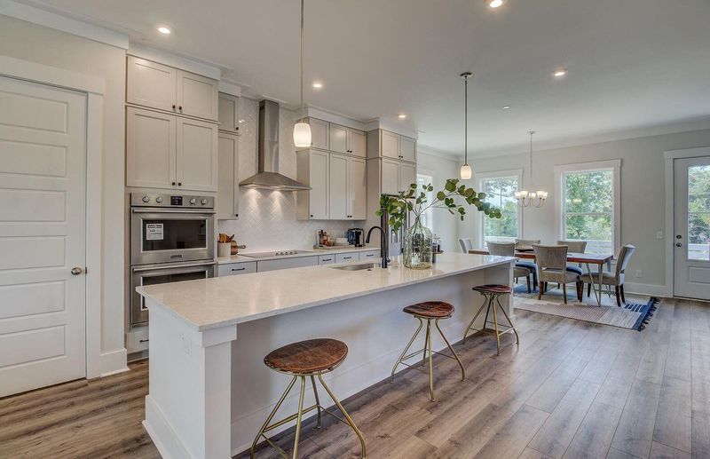 531 Cooper Village Ln, Mount Pleasant, SC 29464