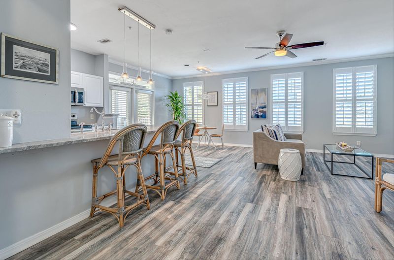 130 River Landing Dr #12200, Charleston, SC 29492