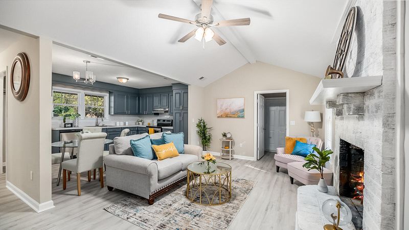 7771 Rosin Dr, North Charleston, SC 29418