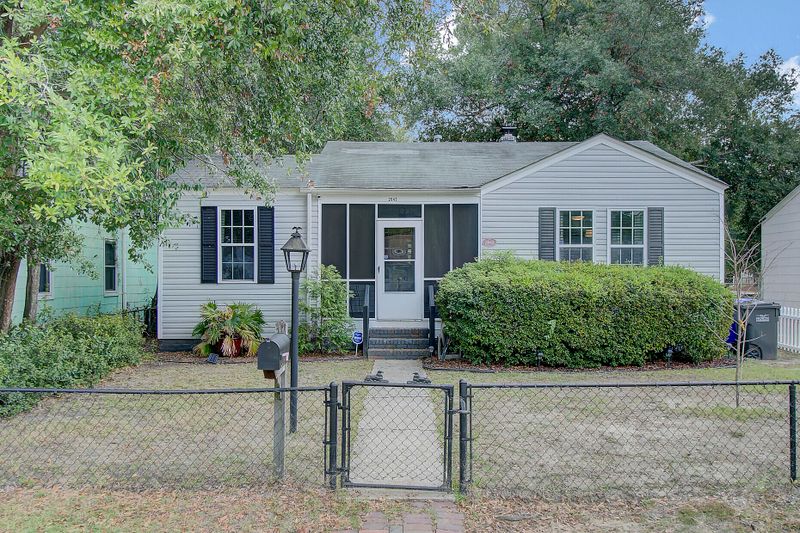 2643 Harvey Ave, North Charleston, SC 29405