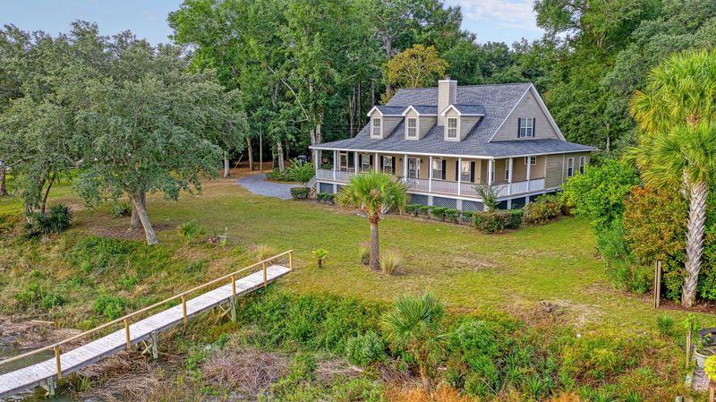 2957 Roseville Rd, Wadmalaw Island, SC 29487