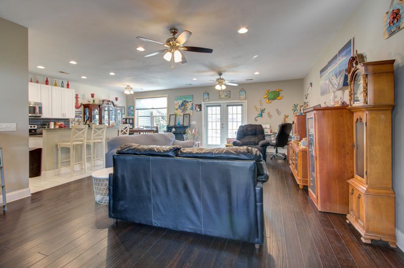 209 Jasmine Dr, Summerville, SC 29483