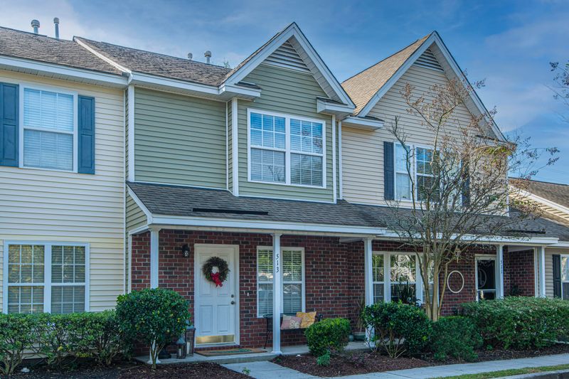 513 Tayrn Dr, Wando, SC 29492