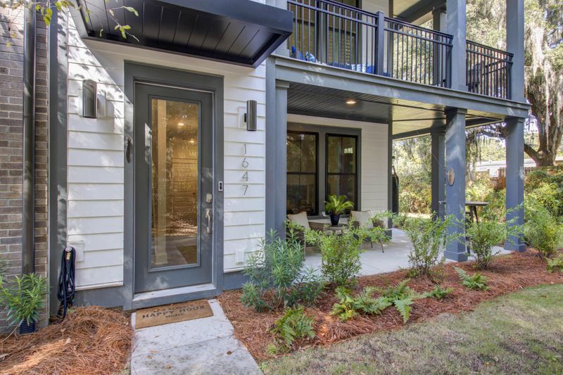 1647 Florentia St, Mount Pleasant, SC 29464