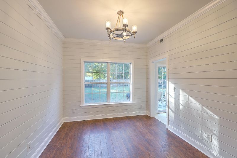 1170 Equinox Ct, Johns Island, SC 29455