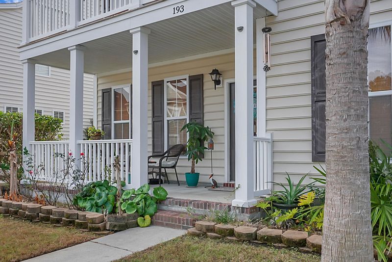 193 Avonshire Dr, Summerville, SC 29483