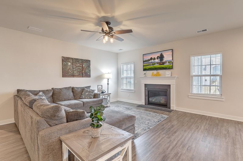 236 Corvus St, Summerville, SC 29483