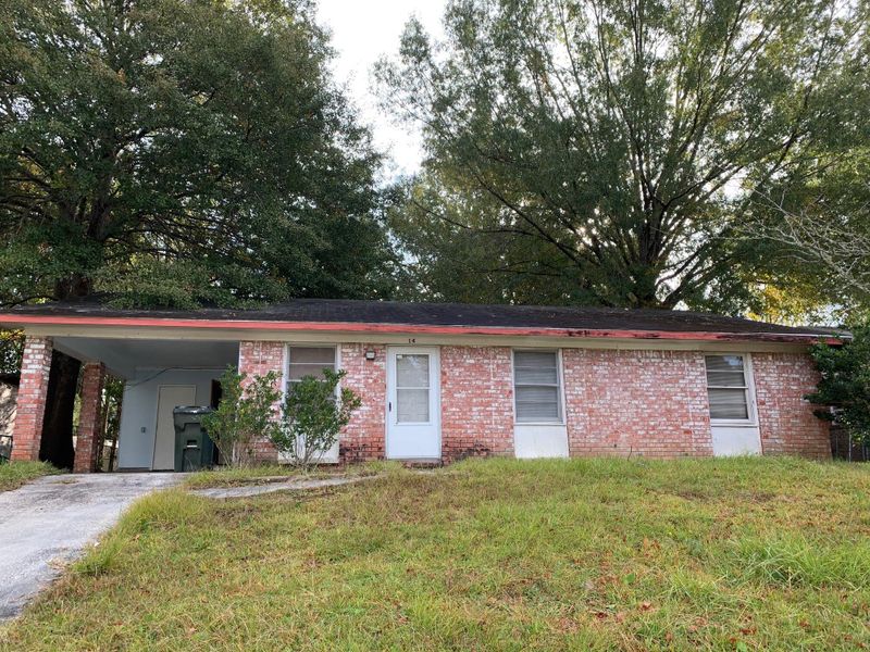 14 Middlesex Ave, Goose Creek, SC 29445
