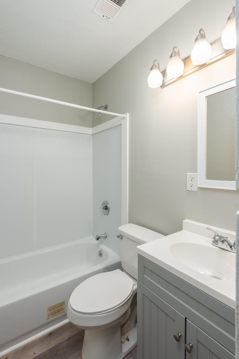 2234 Cambridge Ave, North Charleston, SC 29405