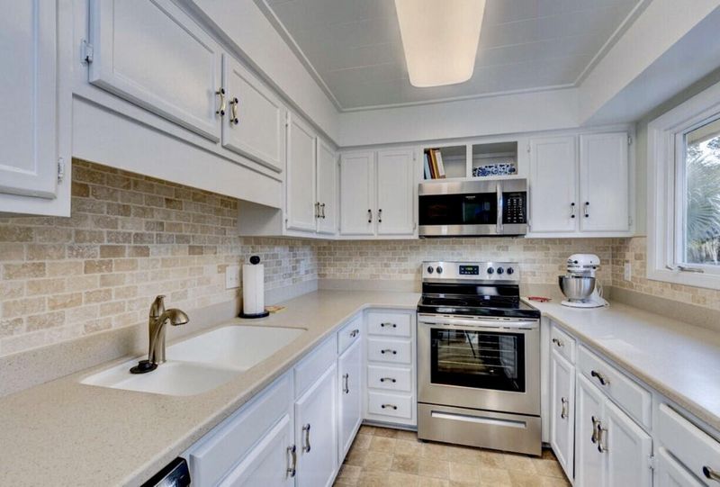 1119 Summerwind Ln, Johns Island, SC 29455
