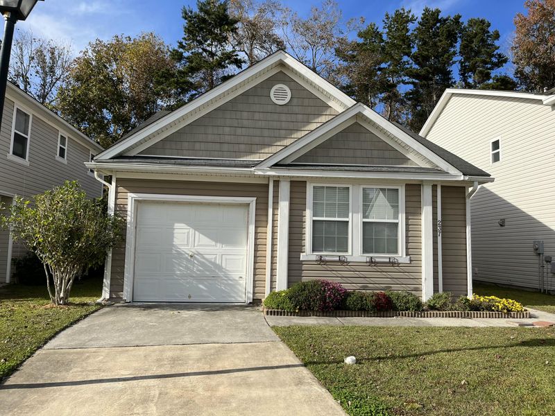 237 Chemistry Cir, Ladson, SC 29456