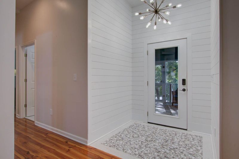406 W Hudson Ave, Folly Beach, SC 29439