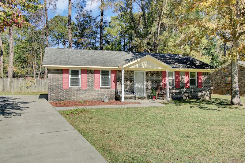 312 Umbria Dr, Summerville, SC 29486