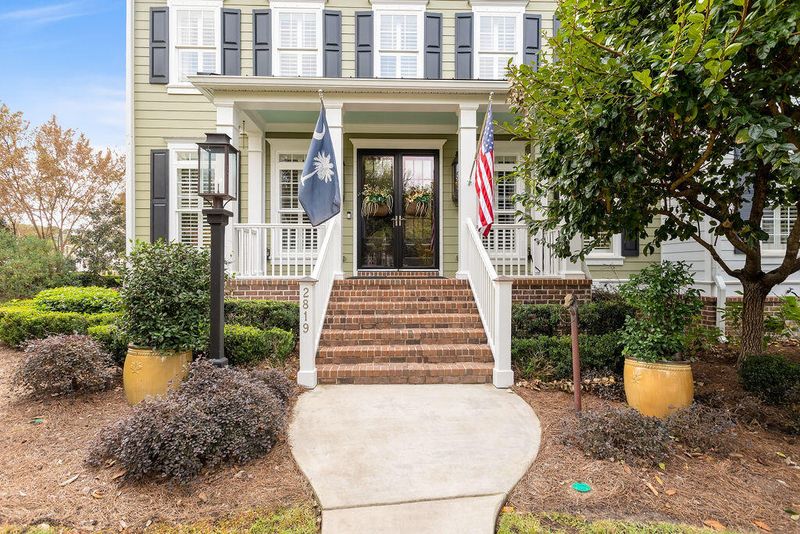 2819 Treadwell St, Mount Pleasant, SC 29466