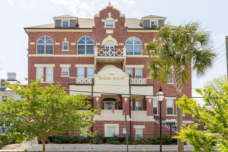 55 Ashley Ave #22, Charleston, SC 29401