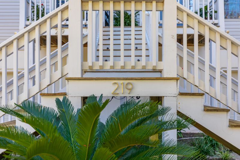 219 W Indian Ave, Folly Beach, SC 29439