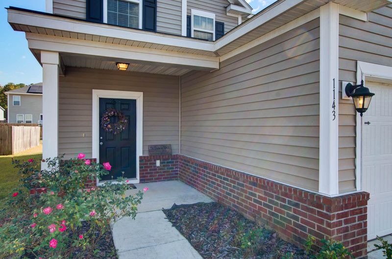 1143 Flyway Rd, Summerville, SC 29483