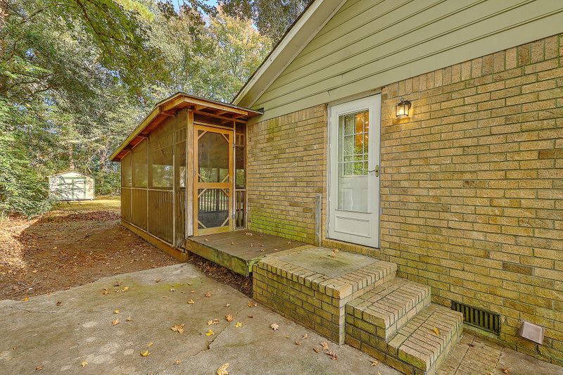 1941 Ghana St, Johns Island, SC 29455