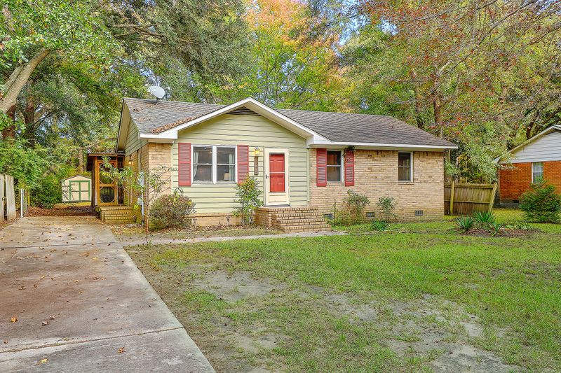 1941 Ghana St, Johns Island, SC 29455