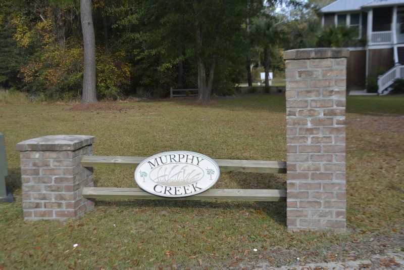 8115 Murphy Creek Ct, Edisto Island, SC 29438