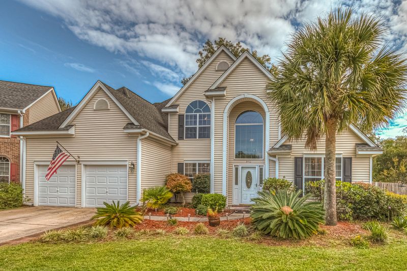 5410 W Crosland Ct, Charleston, SC 29420