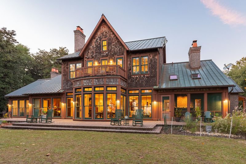 2034 Bailey Island Ln, Edisto Island, SC 29438