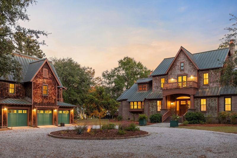 2034 Bailey Island Ln, Edisto Island, SC 29438