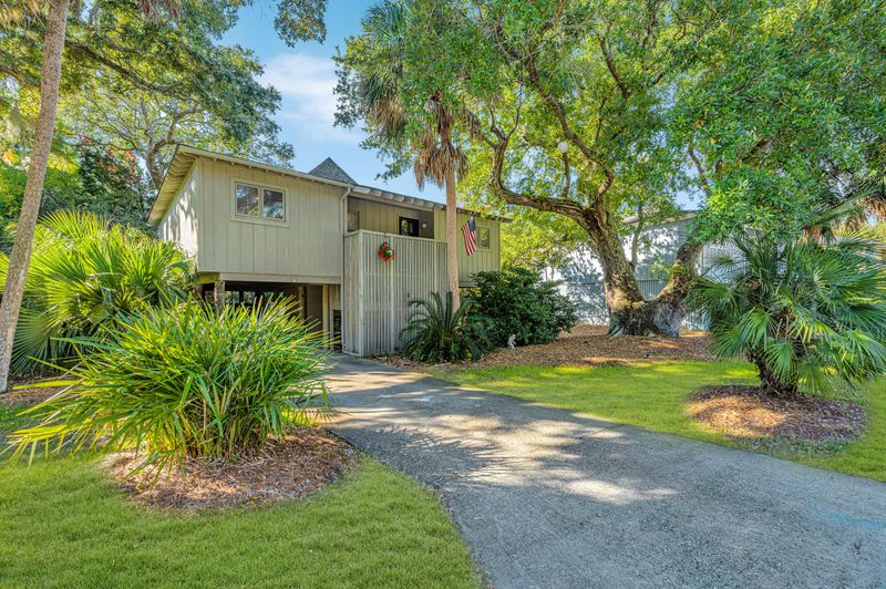 5 Sandpiper Ct, Isle Of Palms, SC 29451