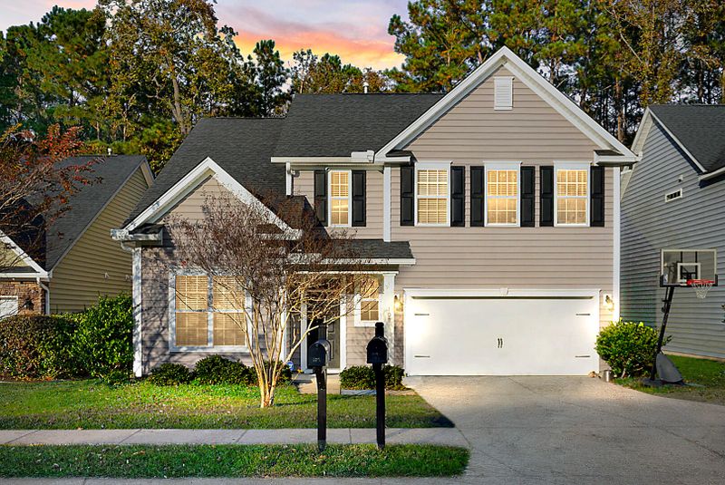108 Springbank Ct, Moncks Corner, SC 29461