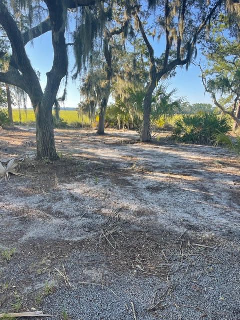 8779 Palmetto Rd #O, Edisto Island, SC 29438