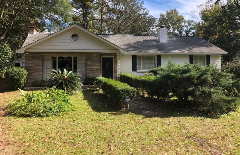 232 Howle Ave, Charleston, SC 29412
