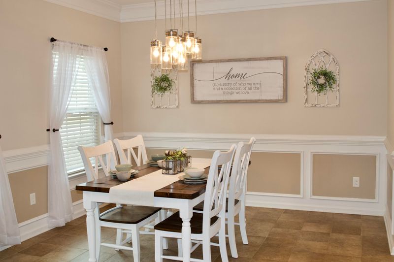 225 Urbano Ln, Goose Creek, SC 29445