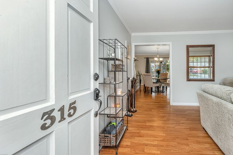 315 Jean St, Charleston, SC 29407