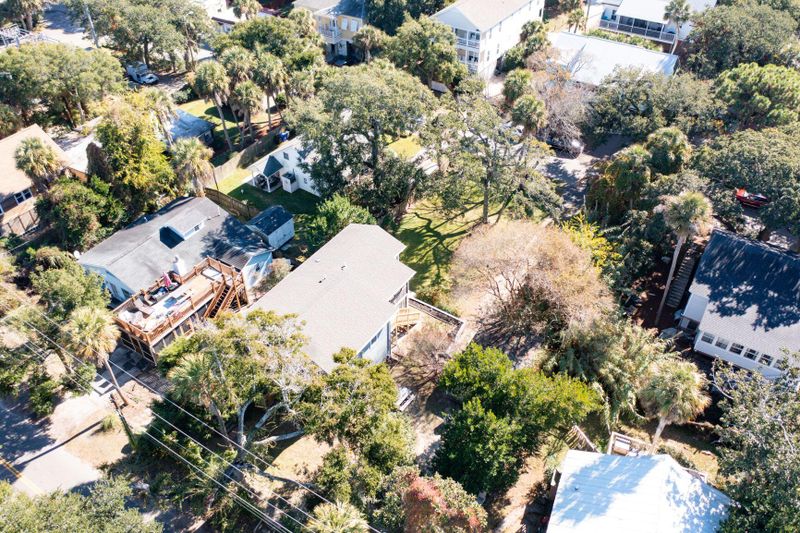 116 W Erie Ave, Folly Beach, SC 29439