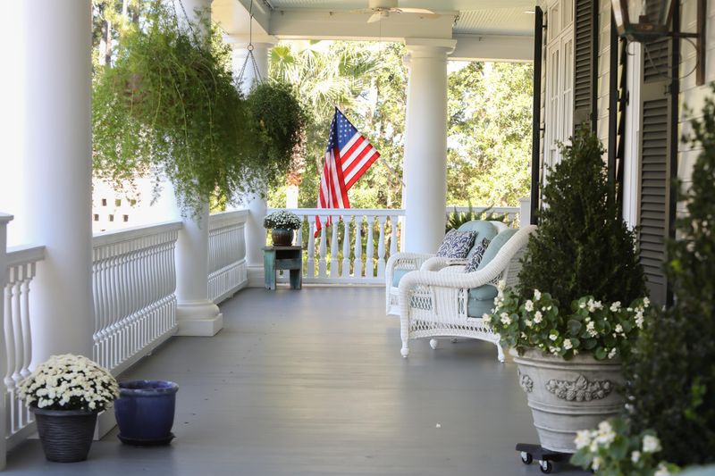 4458 Park Island Rd, Meggett, SC 29449
