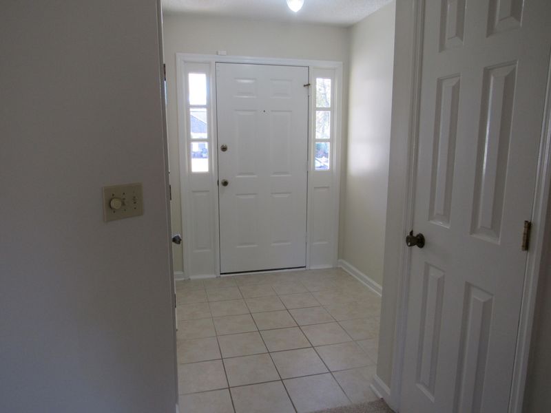 9514 One Notch Rd, Ladson, SC 29456