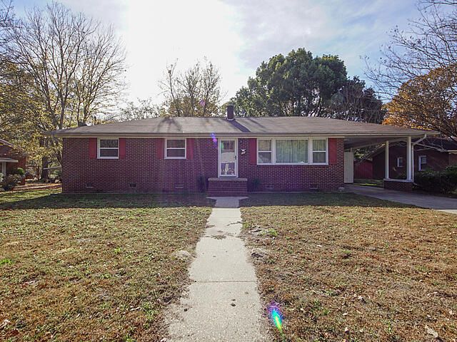 206 Camellia Dr, Moncks Corner, SC 29461