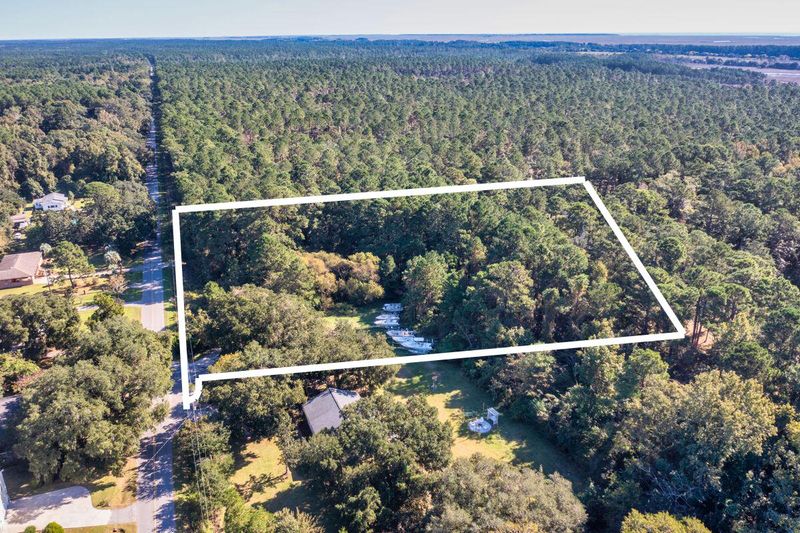 459 Dupre Rd, Mcclellanville, SC 29458
