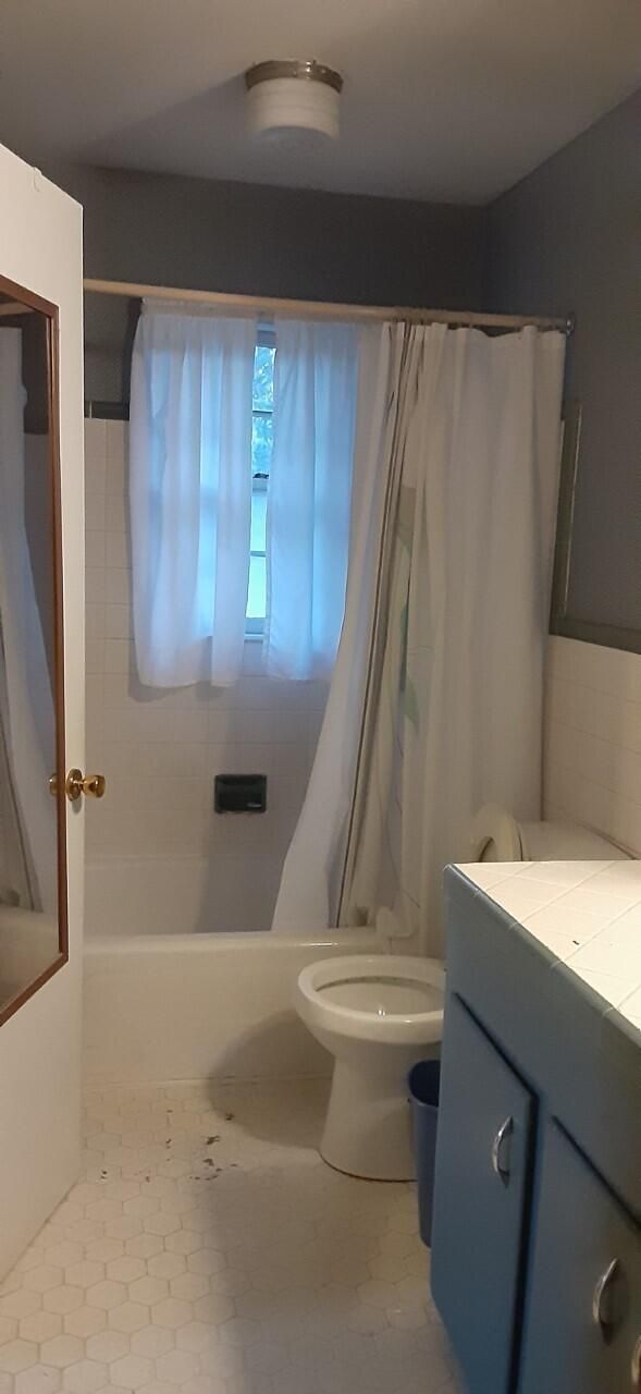1344 Pooshee Dr, Charleston, SC 29407