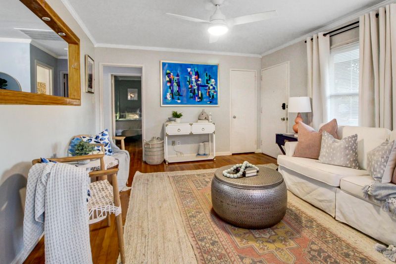 5916 Griffin St, Hanahan, SC 29410