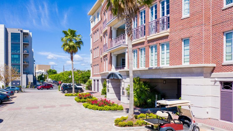 2 Laurens St #4-E, Charleston, SC 29401