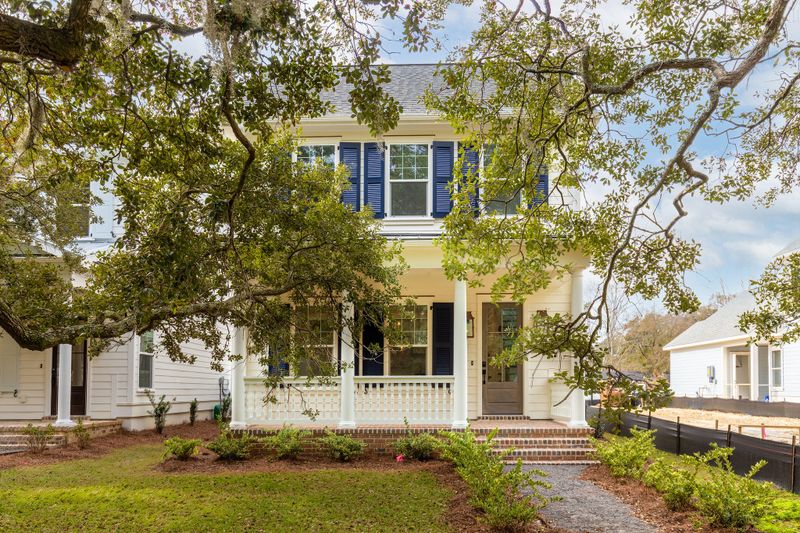 1058 Avenue Of Oaks, Charleston, SC 29407