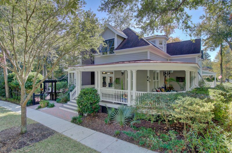 5134 Coral Reef Dr, Johns Island, SC 29455