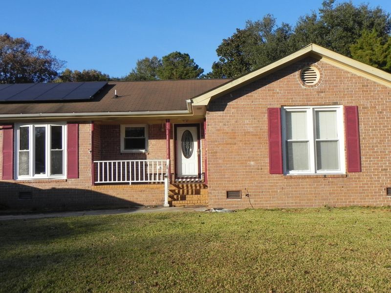 115 Salina Ln, Goose Creek, SC 29445