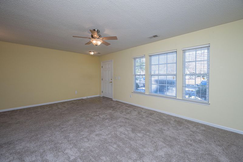 203 Tree Branch Cir, Summerville, SC 29483